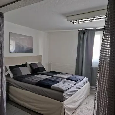 Romantic With Free Parking In * Zurigo